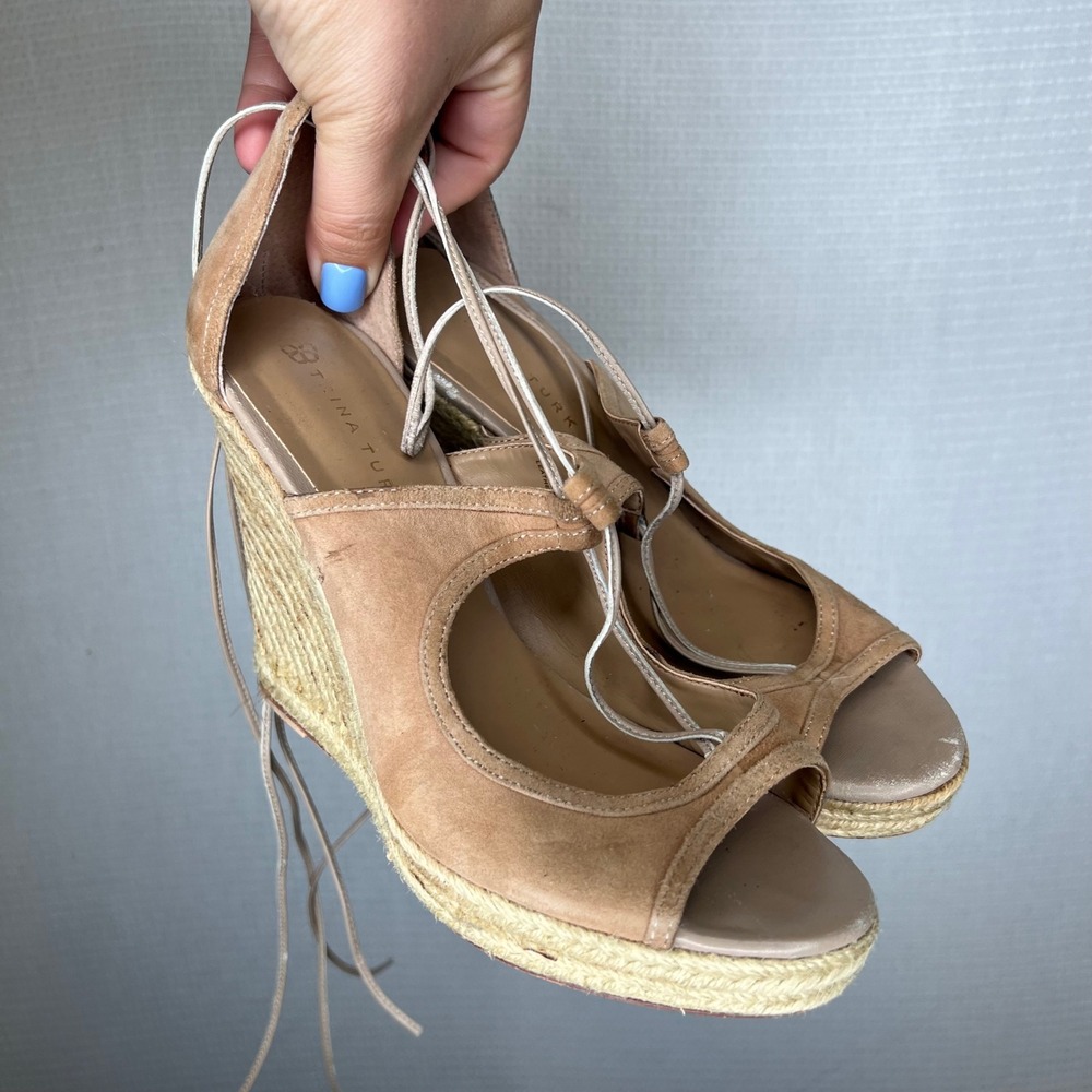 Trina Turk Tan Suede Espadrille Wedge Sandals Lace Up Ankle Tie 8M
